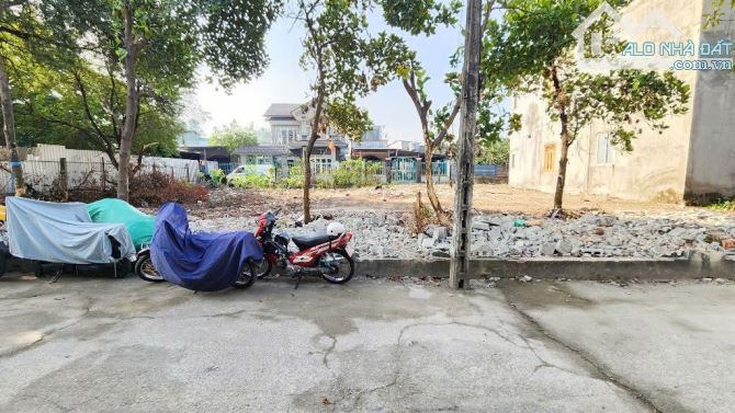 2Tỷ500__95m2__Đất Sổ Riêng__Xây tự do__đường 6m gần khu Biconsi và đường Bùi Thị Xuân