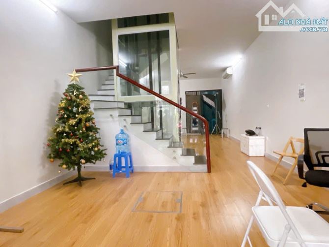 📍 BÁN NHÀ LÔ GÓC – HAI MẶT TIỀN – KHÂM THIÊN – 28M² – 2 TẦNG – CHỈ 3.6 TỶ