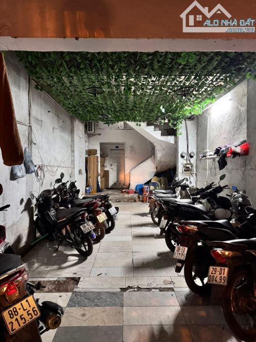 15.8 tỷ. Liền Kề KĐT Văn Phú, Hà Đông 80m2 x 4T x mt 4.5M Vị Trí Vip Phân Lô Vỉa Hè, 3 Ô T - 3