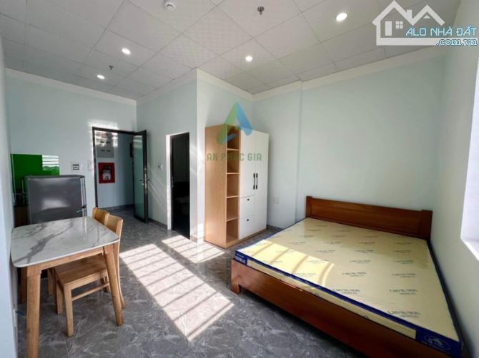 CHO THUÊ KHÁCH SẠN ĐƯỜNG 29/3 - MẠC ĐĂNG DOANH - 250 M² - 28 PN - GIÁ 100 TRIỆU