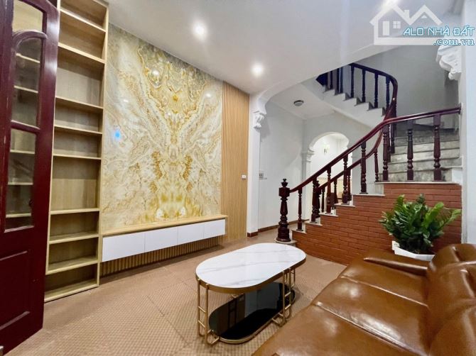 NHÀ ĐẸP DÂN XÂY 2 MẶT THOÁNG- GẦN PHỐ 42M2, TÔ HIỆU, HÀ ĐÔNG, 8.8tỷ.