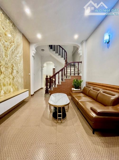 TÌM NHÀ HÀ NỘI ĐỪNG BỎ LỠ CĂN NÀY- ĐẸP TỪ ẢNH ĐẾN THỰC TẾ  Vị Trí : TÔ HIỆU - HÀ ĐÔNG
