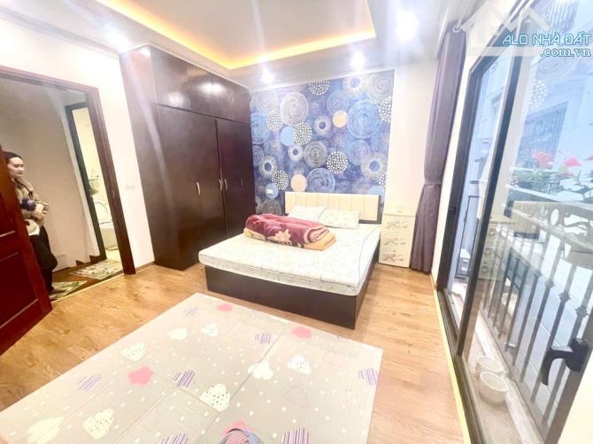 BÁN GẤP - NHÀ PHÁO ĐÀI LÁNG - 5 TẦNG FULL CÔNG NĂNG -33M2 GIÁ CHỈ 8.3 TỶ
