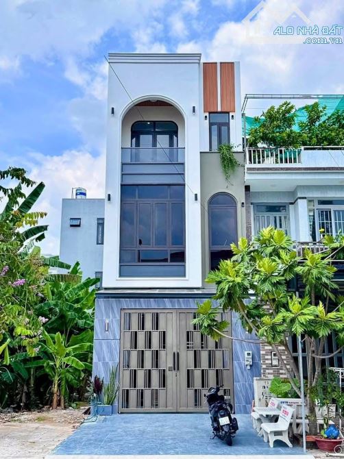 Nhà mới xây 1 trệt 2 lầu đường số 9 KDC Văn Hoá Tây đô chỉ 5.8 tỷ