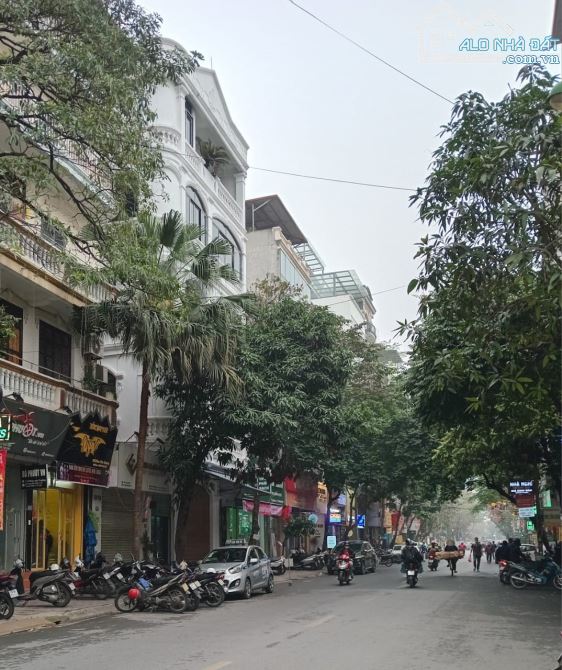 Phố Nguyễn Cơ Thạch - Phân Lô Cực Đẹp, 110m2 MT 7m, 5 Tầng Gara OTO Đường 12m Vỉa hè To