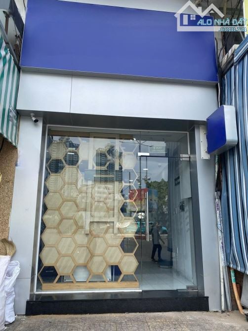 Mặt tiền Trần Hưng Đạo P14 Q5 (3,5x11,5m) 4 Lầu 8PN 5WC KDTD. Giá 30 triệu
