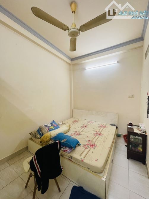 NGON TRONG TẦM GIÁ- 4 TẦNG HẺM NHỰA XE HƠI THÔNG QUANG TRUNG- 60M2. SỔ VUÔNG, NHỈNH 7 TỶ