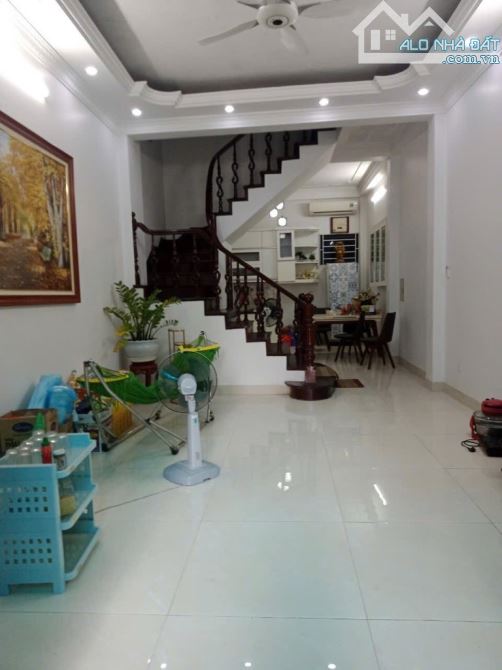 BÁN NHÀ  MỸ ĐÌNH X 54M GIÁ 9,1 TỶ