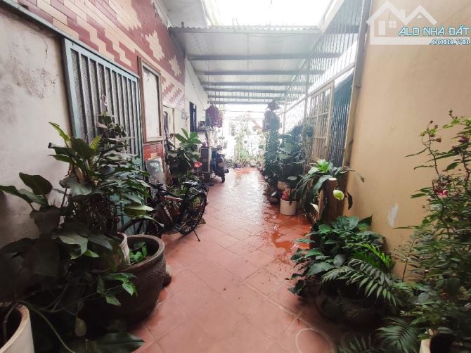 HIẾM# BÁN NHÀ NGUYỄN KHOÁI - MỘT NHÀ RA PHỐ - VIEW SÔNG HỒNG - NỘI THẤT ĐẦY ĐỦ CHỈ 3,9 TỶ