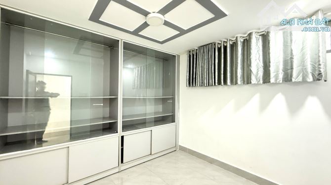 Bán nhà mặt tiền Đặng Minh Trứ 56m2 3PN khép kín chỉ 4.4 tỷ.