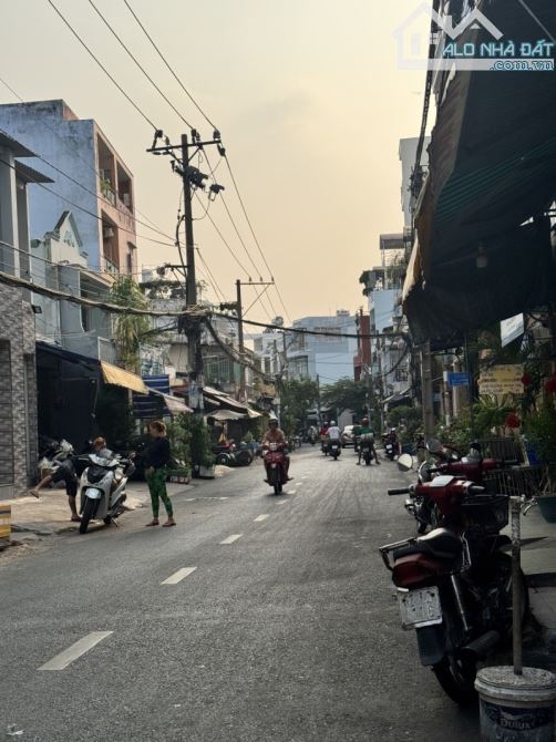 MẶT TIỀN BA ĐÌNH - KD ĐỈNH - NGAY CẦU NGUYỄN TRI PHƯƠNG - 4,1X15M - NỞ HẬU - CHỈ 8.7 TỶ