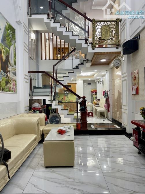 KHU VIP 1/ LÊ VĂN QUỚI - BÌNH TRỊ ĐÔNG -BÌNH TÂN -DT:  4 X 18M - 4 TẦNG - CHỈ 7.8 TỶ