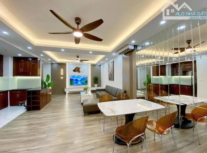 Bán căn hộ chung cư 187 Nguyễn Lương Bằng. DT 124m2, 3 ngủ, 2 vs giá 9 tỷ
