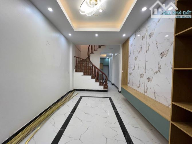 Cần Bán Nhanh Căn Nhà Đẹp tại Kiến Hưng - Hà Đông 33m2 - 5 Tầng - Dân Xây Chắc Chắn