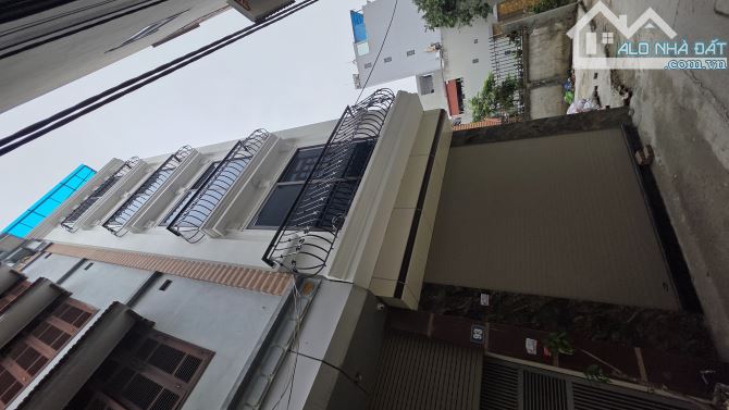 B.Á.N NHÀ MẶT PHỐ  LAI XÁ,  THANG MÁY,   Ô TÔ TRÁNH, Ở VÀ  KINH DOANH ĐỈNH 52M2, 11 TỶ 5