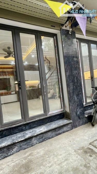 BÁN NHÀ THỤY KHUÊ – 39M² – 4 TẦNG – NGÕ THÔNG – GẦN HỒ TÂY – CHỈ 9.3 TỶ
