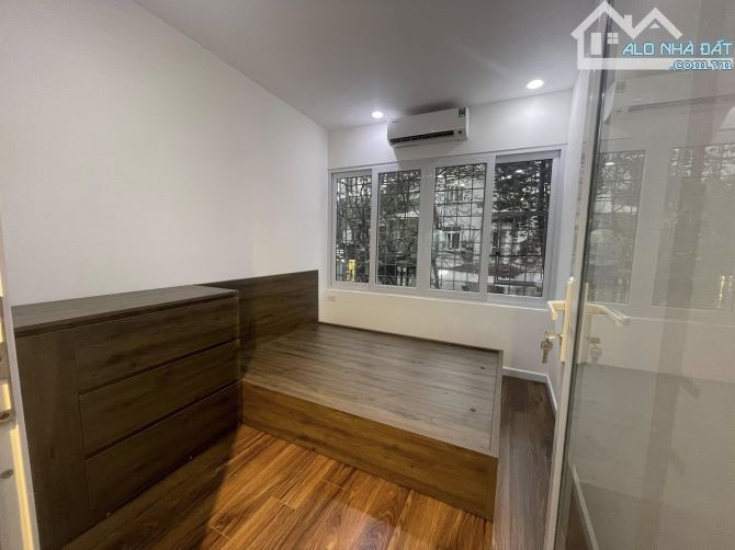 Bán căn tập thể M11 Nguyễn Chí Thanh – tầng 2 - 70m2 - 2 mặt thoáng ở được ngay