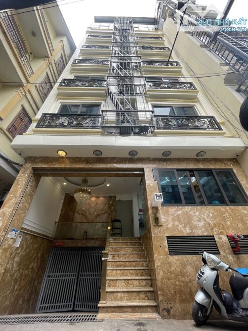 Bán Gấp Nhà Phố Võ Chí Công, Cầu Giấy Lô Góc 180m2 9 Tầng Mt 8m Gara Ôtô, Dòng Tiền 5Tỷ/N
