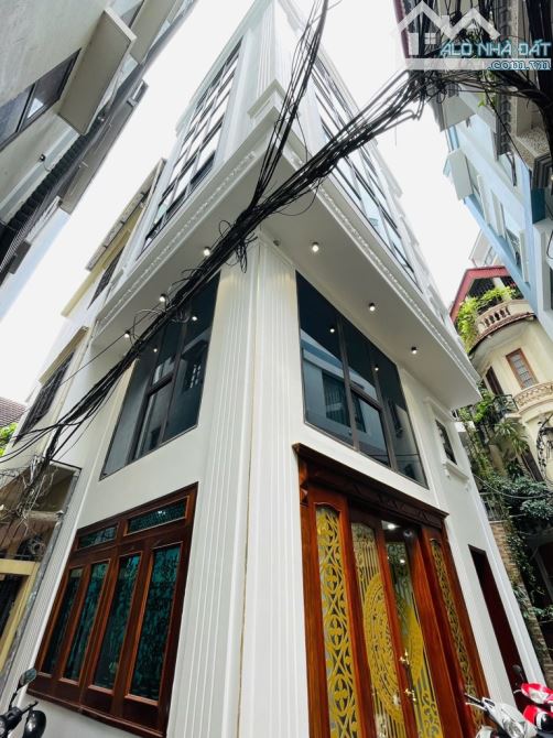 SIÊU PHẨM ĐÀO TẤN - SỔ ĐỎ NỞ HẬU - NHÀ 2 MẶT NGÕ - Ô TÔ CÁCH NHÀ 10M - 7 TẦNG THANG MÁY