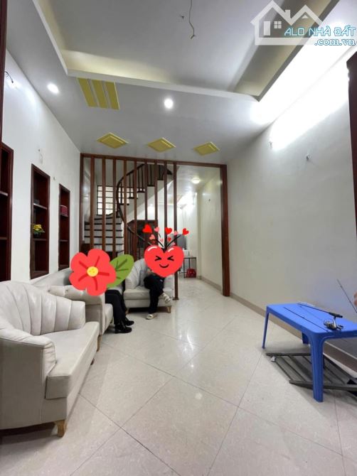 Siêu phẩm Bạch Mai - 50m x 5T - ngõ 3 gác tránh xe máy - cách mặt phố 30m - sổ đẹp