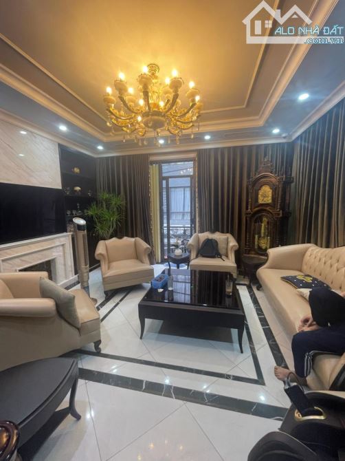 Phân lô, thang máy Giải Phóng - Thanh Xuân 60m2 x 5 tầng, mặt tiền 6m, chỉ 27.5 tỷ. Có TL