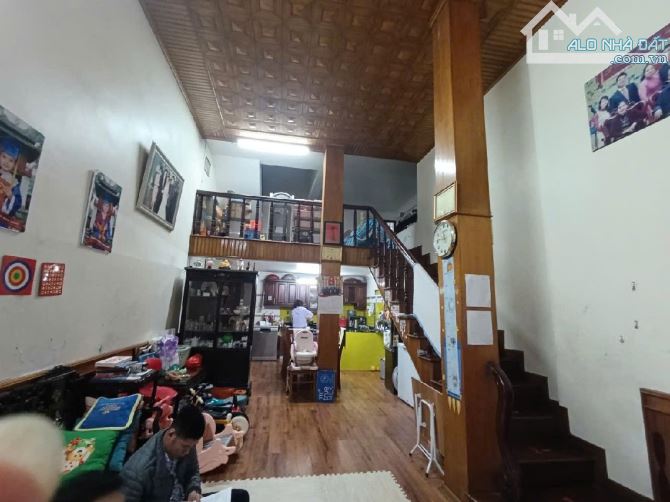 CƠ HỘI CÓ 1-0-2! BÁN NHÀ ĐỐNG ĐA, 130M2, HƠN 31 TỶ, Ở NGAY, DÂN TRÍ CAO