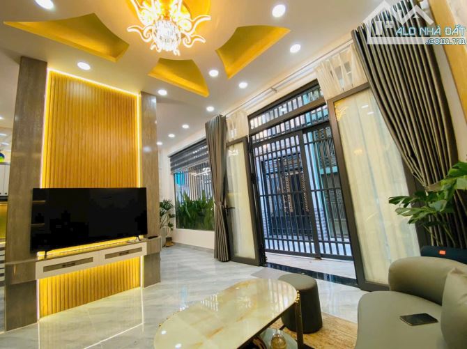 🟢🟢🟢 BÁN NHÀ TUYỆT ĐẸP — VỊ TRÍ ĐẸP GẦN MẶT TIỀN CHỈ XÁCH VALI VÀO LÀ Ở