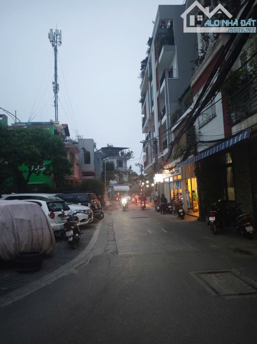 Dòng Tiền Biển Mỹ Khê -Kiệt Ô Tô Hồ Nghinh Quận Sơn Trà- 100m2- Ngang 5m- Chỉ : 7 Tỷ 4