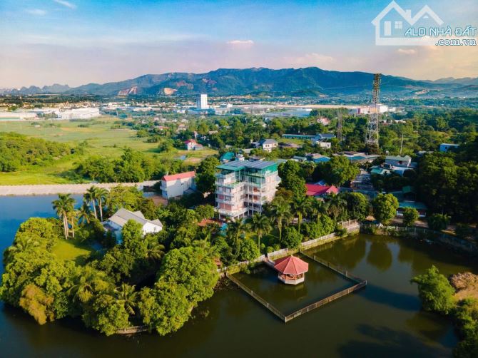 BÁN GẤP SIÊU PHẨM NGHỈ DƯỠNG CÓ DT 1832m2 BÁM HỒ ĐỒNG QUÝT SẴN KHUÔN VIÊN NGHỈ DƯỠNG