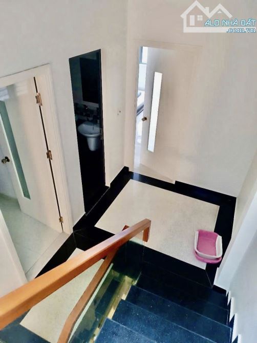 Bán nhà Tuyến 2 Văn Cao ngay sau nhà mặt đường. DT 60m2 x 4T - 1