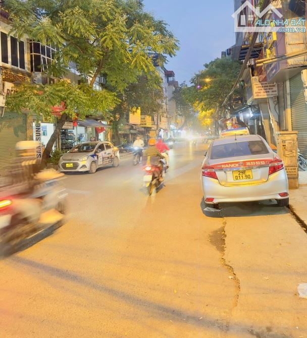 BÁN ĐẤT VÀNG MẶT PHỐ ĐÊ LA THÀNH – LÔ GÓC 3 THOÁNG – GẦN NGÃ 5 Ô CHỢ DỪA – CHỈ 36.8 TỶ. - 1