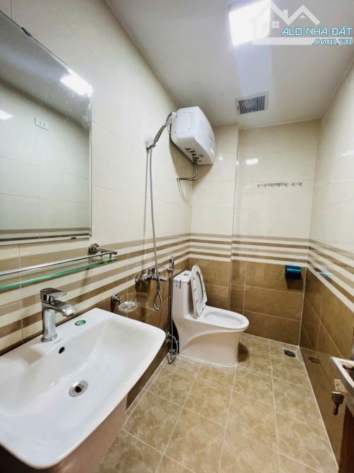 BÁN NGUYỄN CẢNH DỊ - HOÀNG MAI, 47 M2, 6 TẦNG, MẶT TIỀN 4 M, GIÁ 13,7 TỶ. - 1