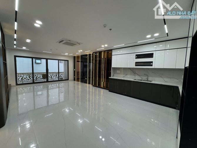 Siêu Phẩm! Bán nhà ngõ 211 Khương Trung, Gần Hồ, Cách ô tô 39m, 62m2, 4 Tầng Siêu Đẹp. - 1