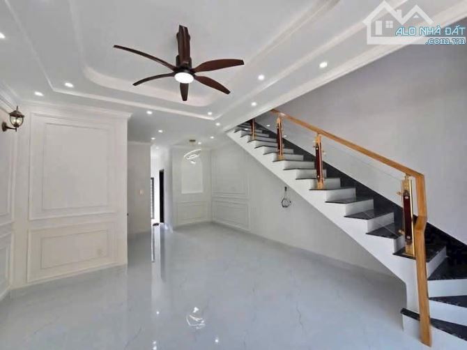 Nhà mới mặt tiền kinh doanh được hoàn công - 1