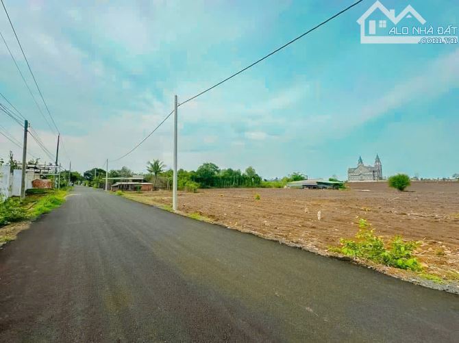 LÔ ĐẤT ĐẸP TRUNG TÂM ĐÁ BẠC, CÁCH BÌNH BA-ĐÁ BẠC CHỈ 100M, NGÃ 6 CHỈ 500M, GIÁ CỰC TỐT - 1