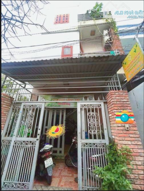 NHÀ 3 TẦNG ĐÚC BTCT -NGANG 5M- HẺM TO ĐẸP - VỪA Ở VỪA KINH DOANH ONLINE - KHU VIP P15 - 1