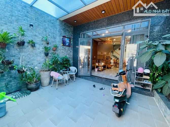Nhà 5 tầng sang xịn Đường Đồ Chiểu Phường 3 , Vũng Tàu , giá 9 tỷ gần biển 800m , sổ hồng - 1