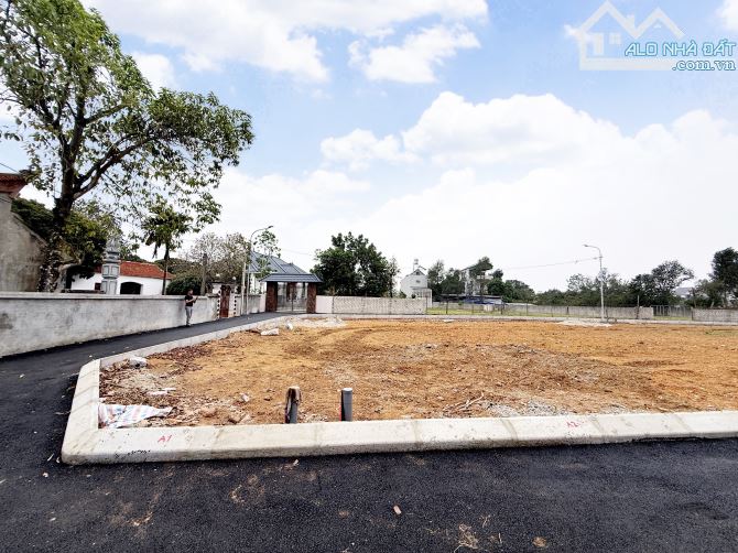 Siêu đẹp 146m2 Cổ Đông- Sơn Tây giá nhỉnh 2tỷ a chị mình ơi!!! - 1