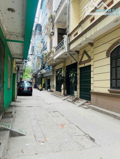Bán Nhà Nguyễn Hoàng Tôn - Đầu Tư Sinh Dòng Tiền - 68m2 - M.Tiền Rộng - 8,3 Tỷ - 1