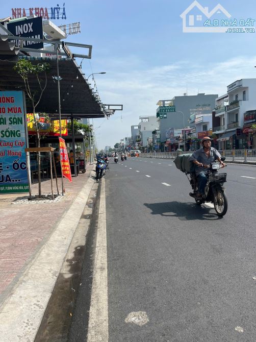 CHo thuê nhà góc 2 mặt tiền đường Tân kỳ tân quý 11x23m thông suốt - 1