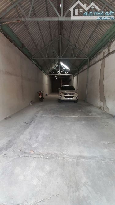 Cho thuê kho hàng, mặt bằng kinh doanh đà nghề Đồng Khởi DT400m2 - 1