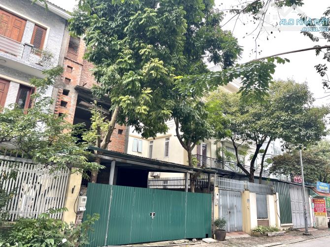 Khu đô thị mới Sài Đồng, Lô đất vàng siêu hiếm, Xây Biệt thự DT 175m2 mt 7.5m - 1