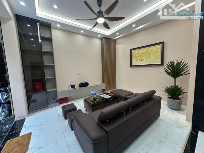 Cực phẩm Lê Quý Đôn, 38m x 6T thang máy, mặt tiền 6m, nhỉnh 10 tỷ - 1