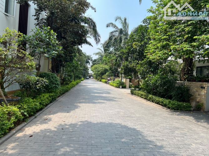 Chính chủ gửi Bán Biệt thự xây thô Palm Gaden, KĐT Việt Hưng, 205m x3T, MT 11m nhỉnh 39tỷ - 1