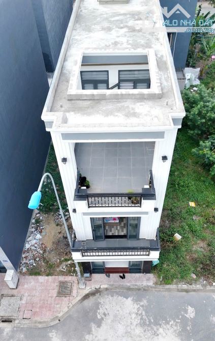 RẺ NHẤT KHU NÀY__3Tỷ300__Nhà đúc 3 tấm__có sân xe hơi__KDC đồng bộ gần Ngã 4 Bình Chuẩn - 12
