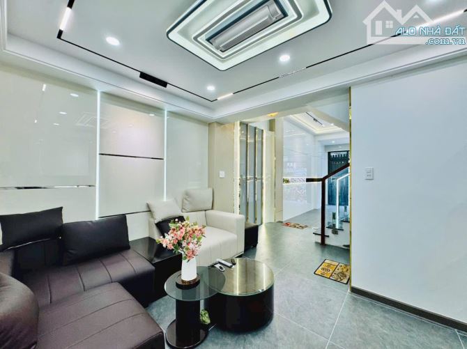 Bán biệt thự mini khu vip DTSD: 80m2 - Nguyễn Thái Sơn - kế bên chợ Gò Vấp - còn TL - 12