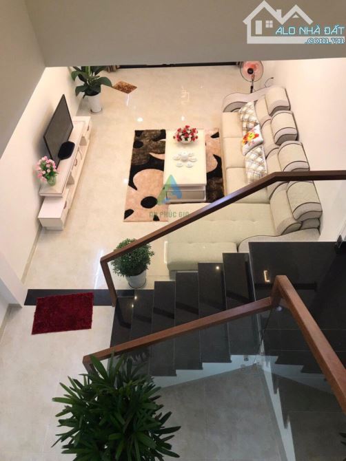 CHO THUÊ NHÀ NGUYÊN CĂN MẶT TIỀN ĐƯỜNG PHƯỚC TƯỜNG 1 - 88 M² - 4 PN - GIÁ 16 TRIỆU - 2