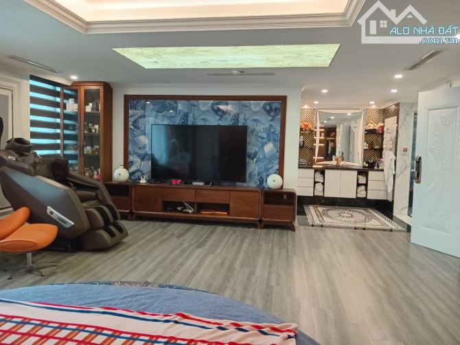 Phố Nguyễn Cơ Thạch - Phân Lô Cực Đẹp, 110m2 MT 7m, 5 Tầng Gara OTO Đường 12m Vỉa hè To - 2
