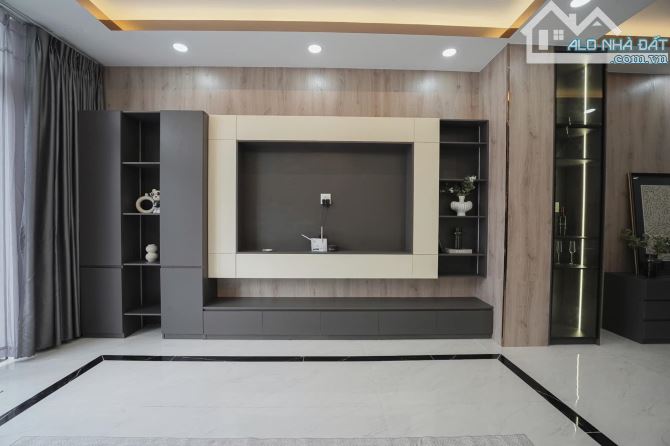 BÁN NHÀ KDC HỒNG LOAN D7( VỊ TRÍ CỰC ĐẸP) - GIÁ 5,9 Tỷ - GẦN BẾN XE CẦN THƠ - 2