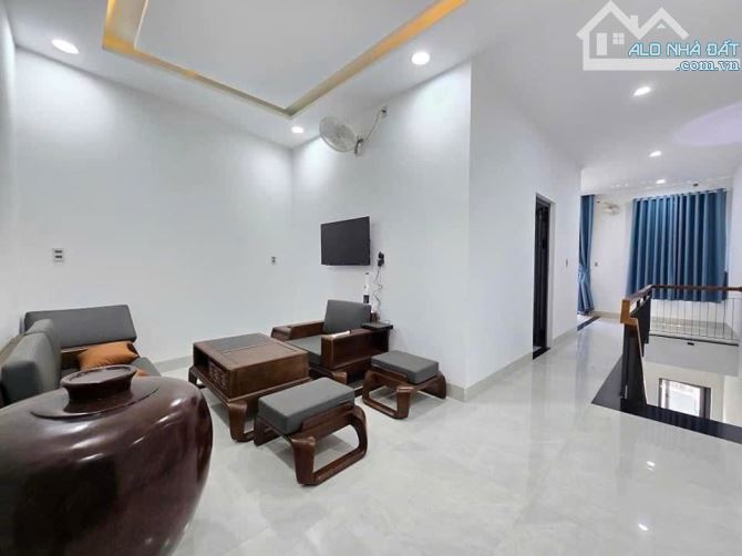 👉ĐỪNG CHẦN CHỮ SẼ MẤT CƠ HỘI SỞ HỮU NHÀ TRUNG TÂM TP VỊ TRÍ ĐẸP-DIỆN TÍCH TO 110m2 - 5,5 - 2
